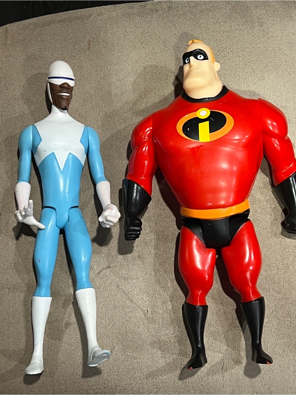 JAKKS Incredibles Lot of 2 Mr. Incredible & Frozone Action Figures 12" Tall